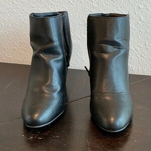 BAMBOO Classic Black Ankle Booties